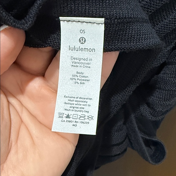 lululemon athletica Black Wrap - Picture 5 of 6